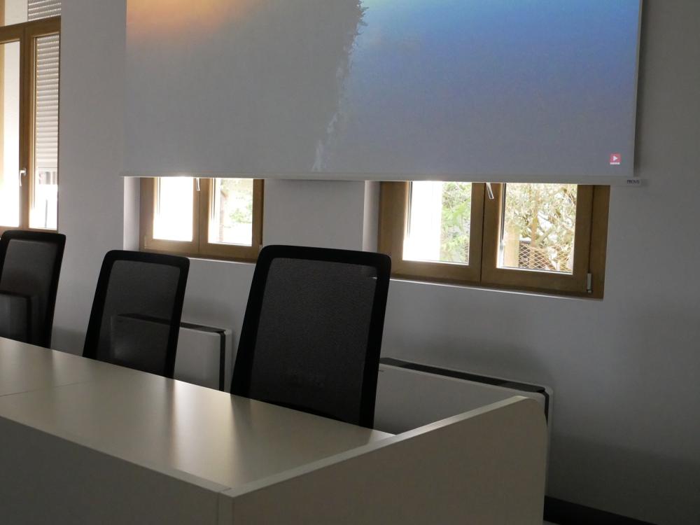 Tavolo e sedie sala consiglio