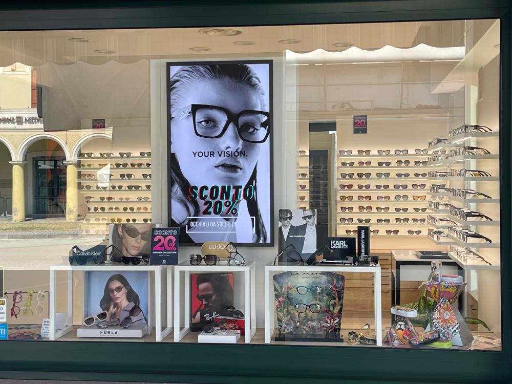 Rasconi ottica vetrina